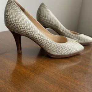 Cole Haan Shoes Snakeskin Peep Toe Pumps Heels 8.5 Stacked  N-Air Great Condtion